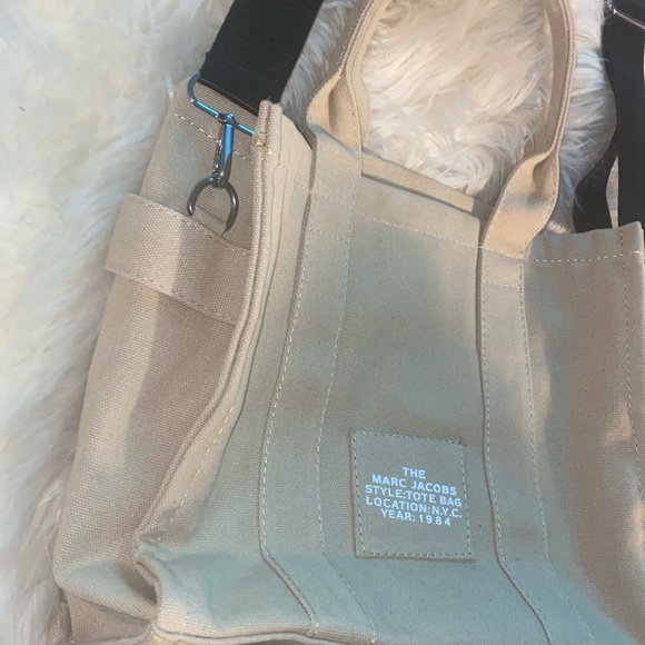 🆕Handbag👜 - Picture 4 of 6